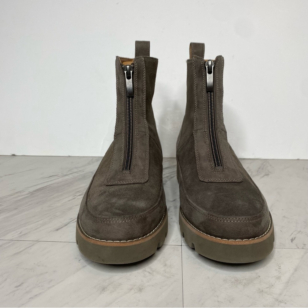 Vionic Estilo Gray Suede Front Zip Bootie 6 1/2 - Picture 2 of 15